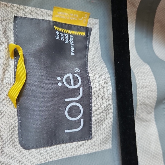 Lolë - Red Hooded Rain Jacket - Size Large - Picture 2 of 5